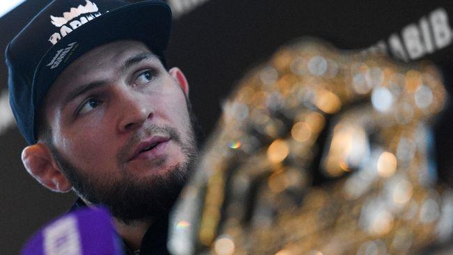Khabib Diklaim Lebih Hebat dari Mike Tyson