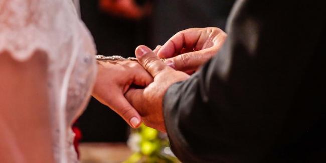 Geger! Pernikahan Ansar dan Adik Kandungnya Sendiri, Berikut Faktanya