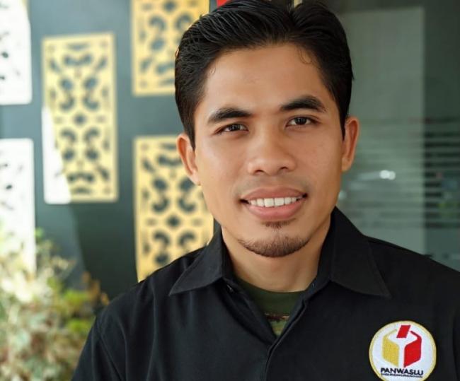 Panwaslu Tanjungpinang Temukan Paslon Bagi-bagi Minuman Kaleng