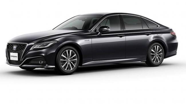 Toyota Crown 2.5 HV G-Executive Jadi Tunggangan Baru Menteri-menteri Jokowi