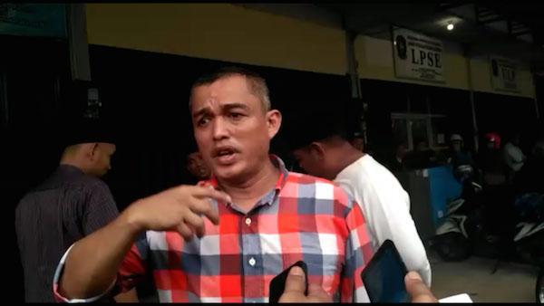 Oknum Jaksa Dituduh Main Proyek, Ketua Gapensi Kepri: Yang Kecil-kecil Pun Disikatnya!