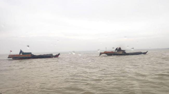 Bea Cukai Tegah Dua Kapal Bermuatan Ilegal di Perairan Karimun