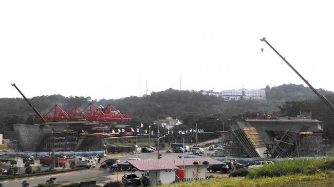Dishub Mulai Matangkan Penutupan Simpang Jam Selama 2 Bulan