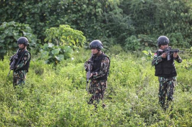 1 Prajurit TNI Tertembak KKSB di Puncak Jaya Papua