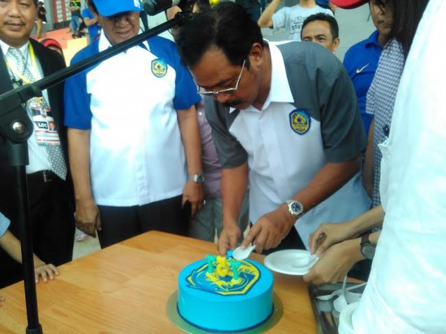 Kejutan untuk Gubernur Nurdin di Gelora Citra Mas