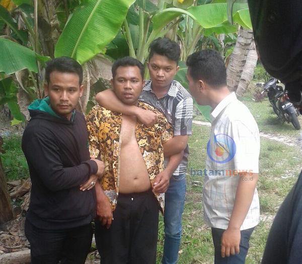Melawan Saat Ditangkap, Oknum PNS Pemkab Natuna Semaput Dihajar Polisi