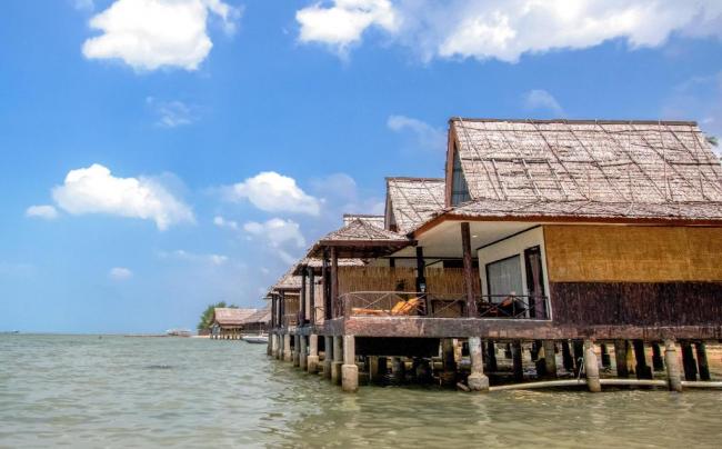 Sepinya Resort Pantai Trikora Terimbas Corona, Banyak Karyawan Dirumahkan