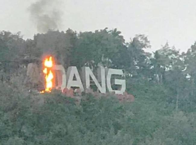 Landmark Padang Kota Tercinta Terbakar
