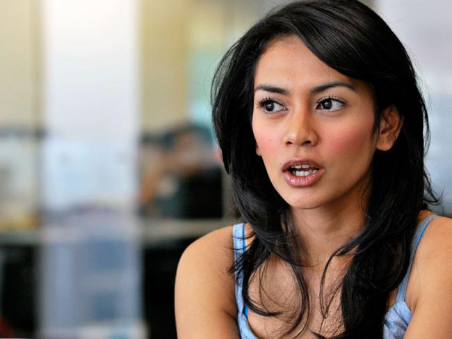 Jarang Dibelai Suami, Penyebab Artis Cantik Ini Ajukan Gugatan Cerai