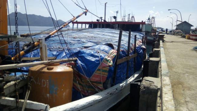 Penyelundup 194 Ton Rotan ke Malaysia Terciduk di Laut Natuna