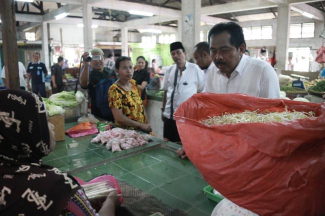 Jelang Ramadan, Harga Sembako Mulai Merangkak Naik