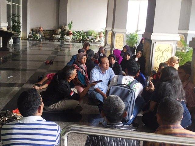 Usai Lebaran, PKL Jembatan Barelang Dihantui Penggusuran