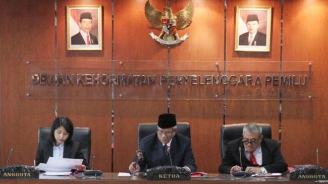 Langgar Etik, DKPP Copot Jabatan Dua Komisioner KPU RI dari Ketua Divisi