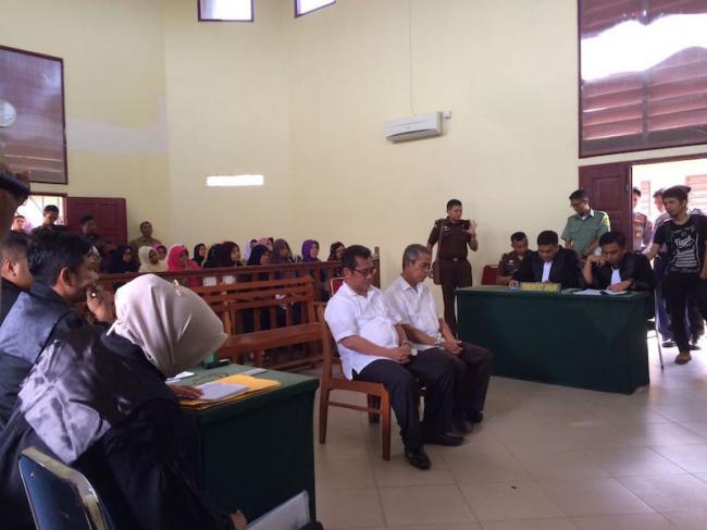 Mantan Sekda Karimun dan Rektor UK Dituntut Hukuman Percobaan