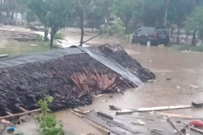 Update Korban Tewas Tsunami Selat Sunda Bertambah Jadi 222 Orang