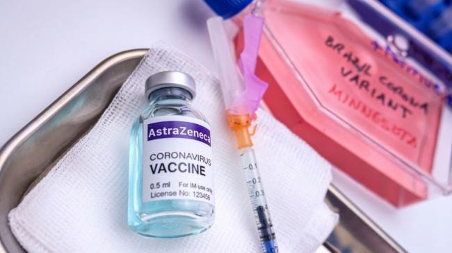 Vaksin dengan Tripsin Babi AstraZeneca Sudah Digunakan di Batam