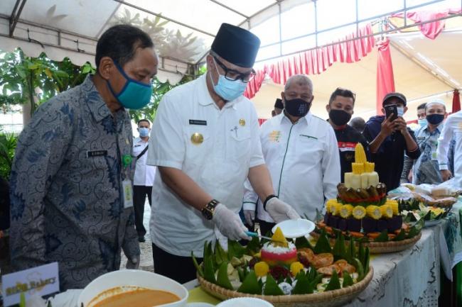 Singkep Pesisir Juara Pertama Lomba Cipta Menu DPKP Lingga
