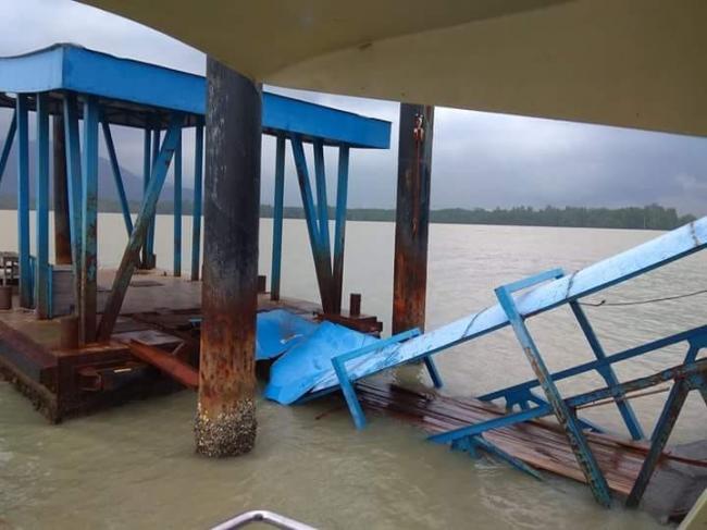 Jembatan Ponton di Lingga Ambruk, Ini Kata Dishub