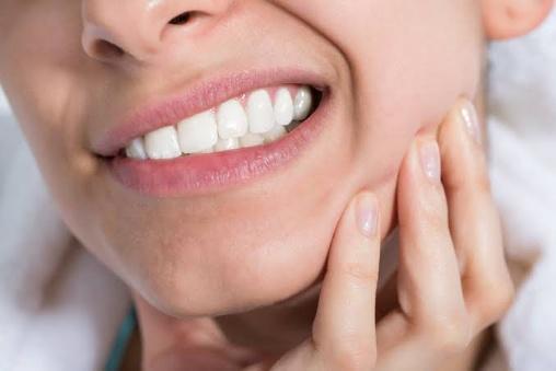 Sakit Gigi Saat Bangun Tidur? Kenali 4 Penyebabnya