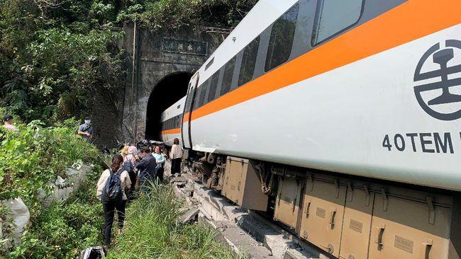 Korban Tewas Kereta Api di Taiwan Bertambah, Kini 41 Orang