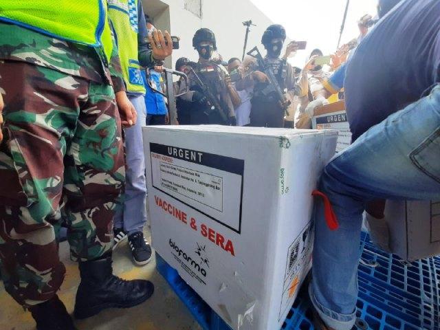 13 Ribu Dosis Vaksin Covid Tiba di Kepri, Kuota Batam 5.131 Dosis untuk Nakes