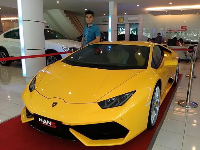 Mobil Lamborghini Sport Super Mewah Ini Siap Mengaspal di Batam