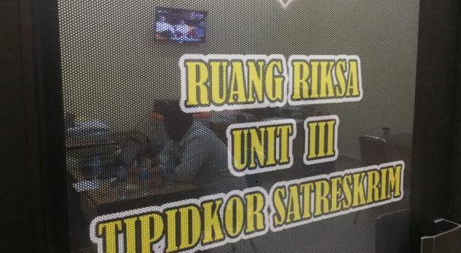BREAKING NEWS: Polres Karimun OTT Pegawai PLN 