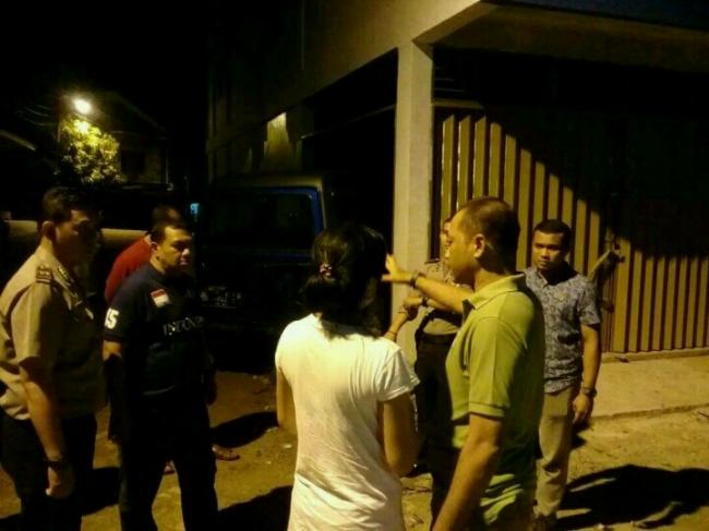 Mengaku Adik Pejabat Kepolisian, Pria Ini Mencaci-maki Korban Developer di Tanjungpinang