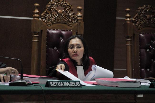 Kisah Hakim Cantik Yona Lamerossa, Diburu Hingga Diintimidasi