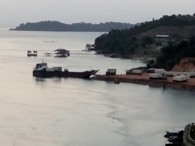 Benarkah PT Bright Mengoperasikan Pelabuhan Bodong?