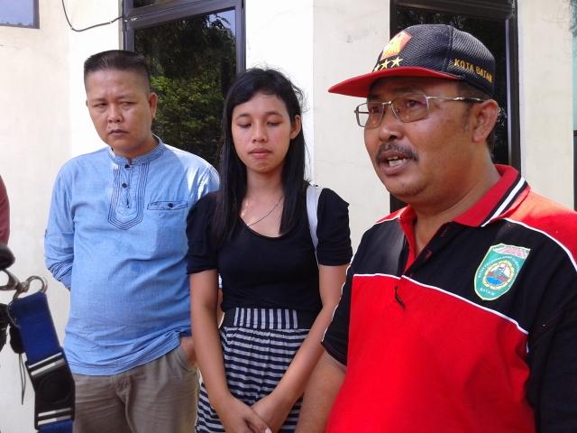 Cerita Kesedihan Tina, Istri Tahanan Polisi yang Tewas di Sel Polsek Sagulung