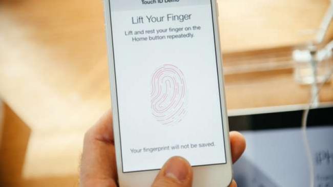 iPhone Punya Cara Rahasia untuk Panggil Polisi