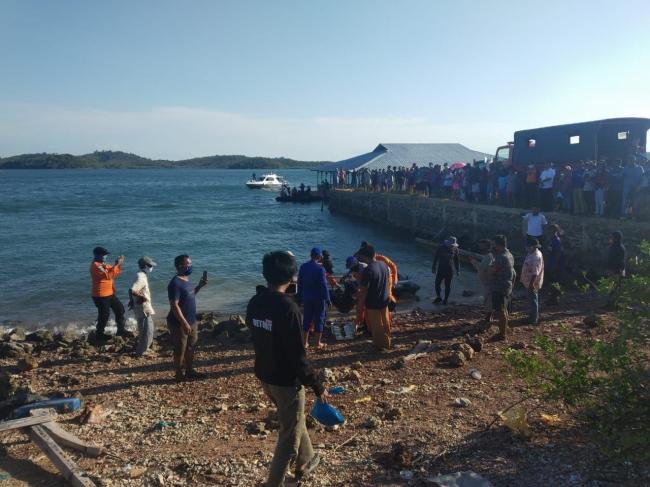 Tim SAR Temukan Jasad Remaja yang Tenggelam di Piayu Laut