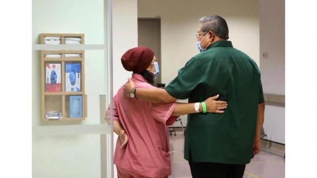 Ani Yudhoyono Dapat Donor Sumsum Tulang Belakang dari Adiknya