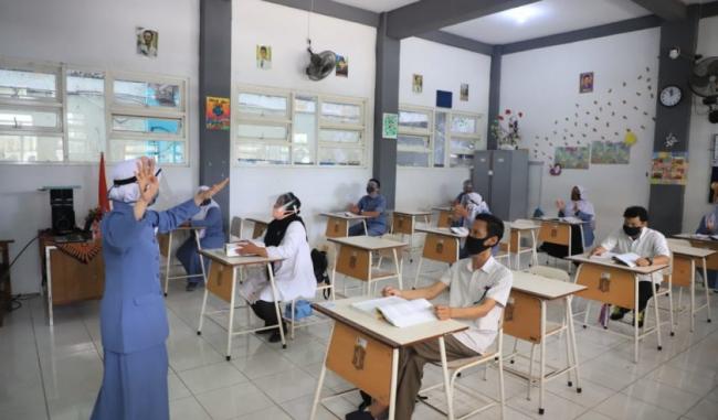 Pemprov Kepri Klaim 65 Persen Orangtua Siswa SMA/SMK Setuju Belajar Tatap Muka