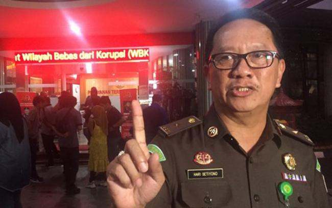 Hari Setiyono Gantikan Sudarwidadi Jabat Kajati Kepri
