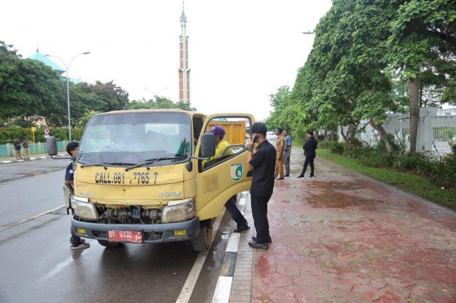 Begini Jeritan Hati 120 Sopir Truk Kebersihan Kota Batam