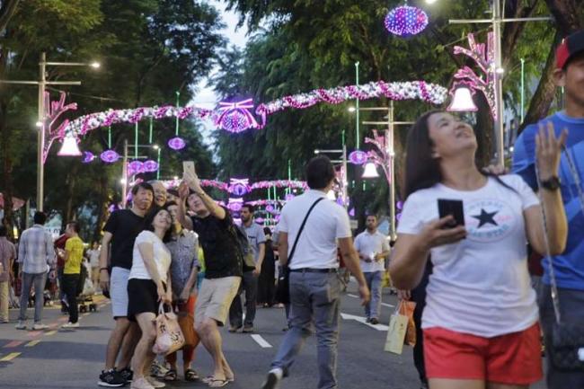Singapura Rancang Orchad Road Sepenuhnya untuk Pejalan Kaki?