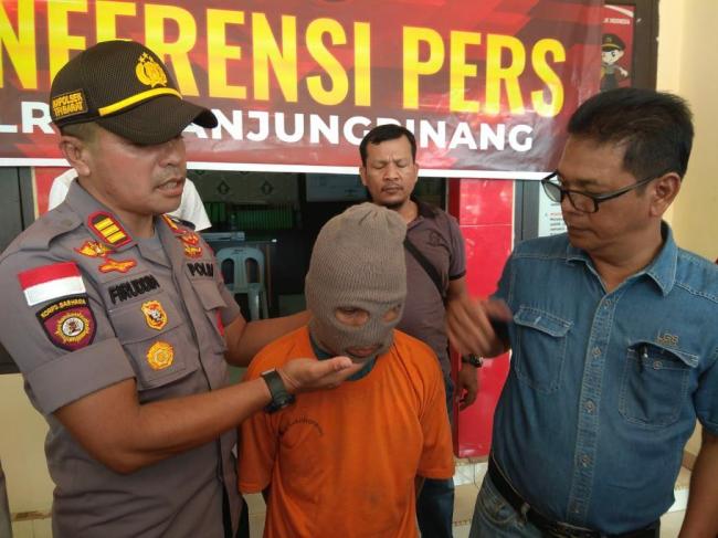MR Dipolisikan Orangtua Pacar Gegara Cabul