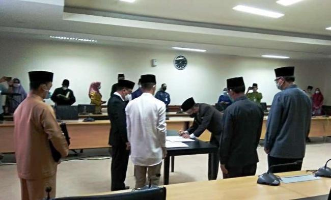Sekda Arif Mendadak Lantik Dua Pejabat Pemprov Kepri