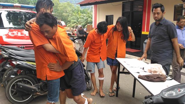 Duh, Baru 7 Bulan Menikah Suami Istri Ini Ditangkap Menjambret