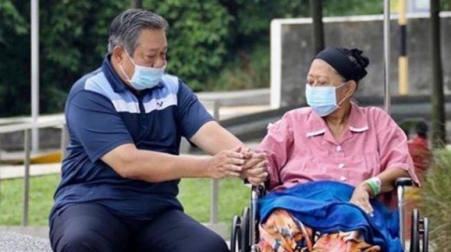 Kondisi Ani Yudhoyono Menurun, SBY, AHY dan Ibas Gantian Temani di ICU