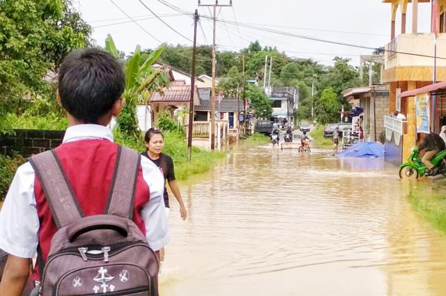 Hujan 2 Jam, Jalur Masuk Perumnas Alamanda Mirip Danau