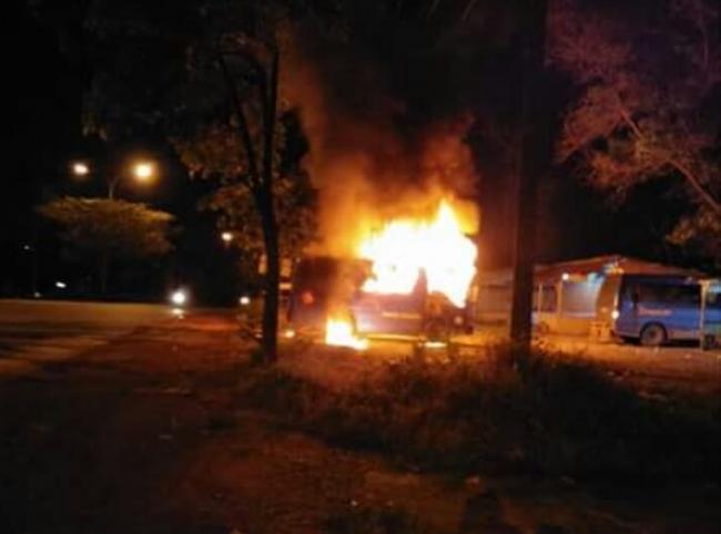 Bimbar Terbakar di Tanjunguncang, Warganet Justru Bersyukur