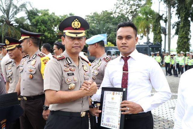 Berprestasi, 19 Anggota Polres Karimun Diganjar Penghargaan