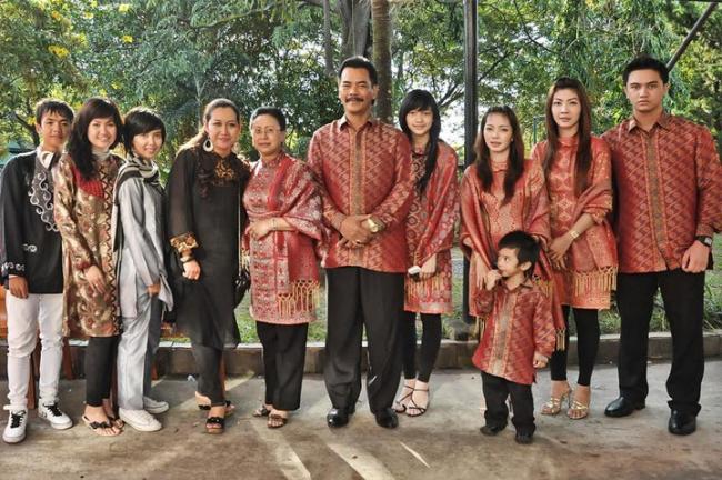 Rekaveny Soerya Tinggalkan Empat Orang Anak dan 3 Cucu