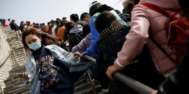 Jelang Imlek, Beijing Vaksinasi Massal Kelompok Usia 18-59 Tahun