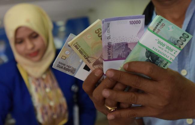 5 Fakta Melemahnya Rupiah ke Titik Terendah Baru Rp 14.700 per USD
