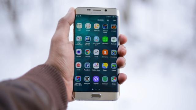 Pertimbangkan  5 Hal Berikut Sebelum Membeli Smartphone