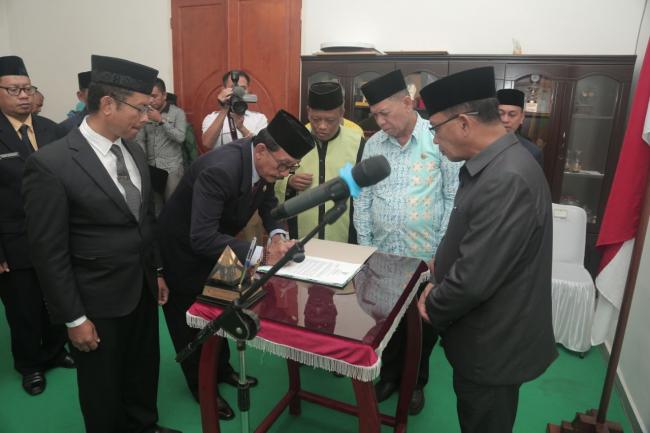 Bupati Lingga Mutasi Sejumlah Pejabat Eselon II, Sekda Digeser